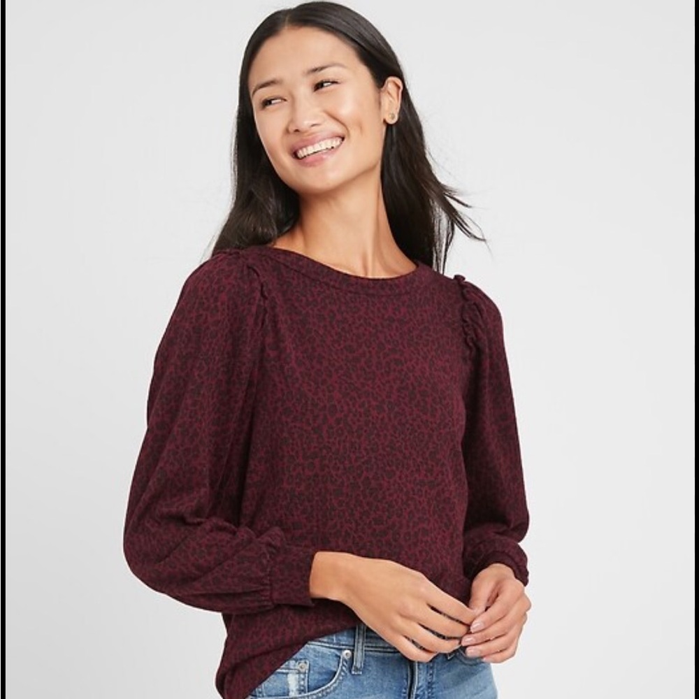 Banana Republic Leopard Sweater Top Size S
